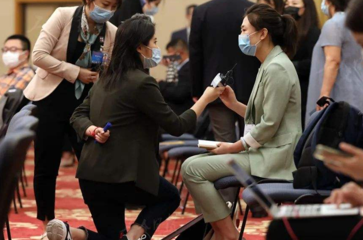 驻意大利大使李瑞宇出席了2019年罗马春节庙会