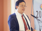 “贝佐斯写给股东的信：看世界首富怎么＂灌鸡汤＂”